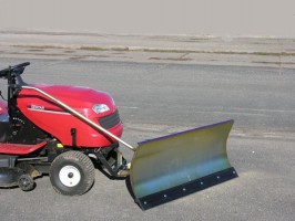 Secura Craftsman 25324 verzinktes Schneeschild 118x50 cm f&uuml;r Rasentraktore  ID 2196